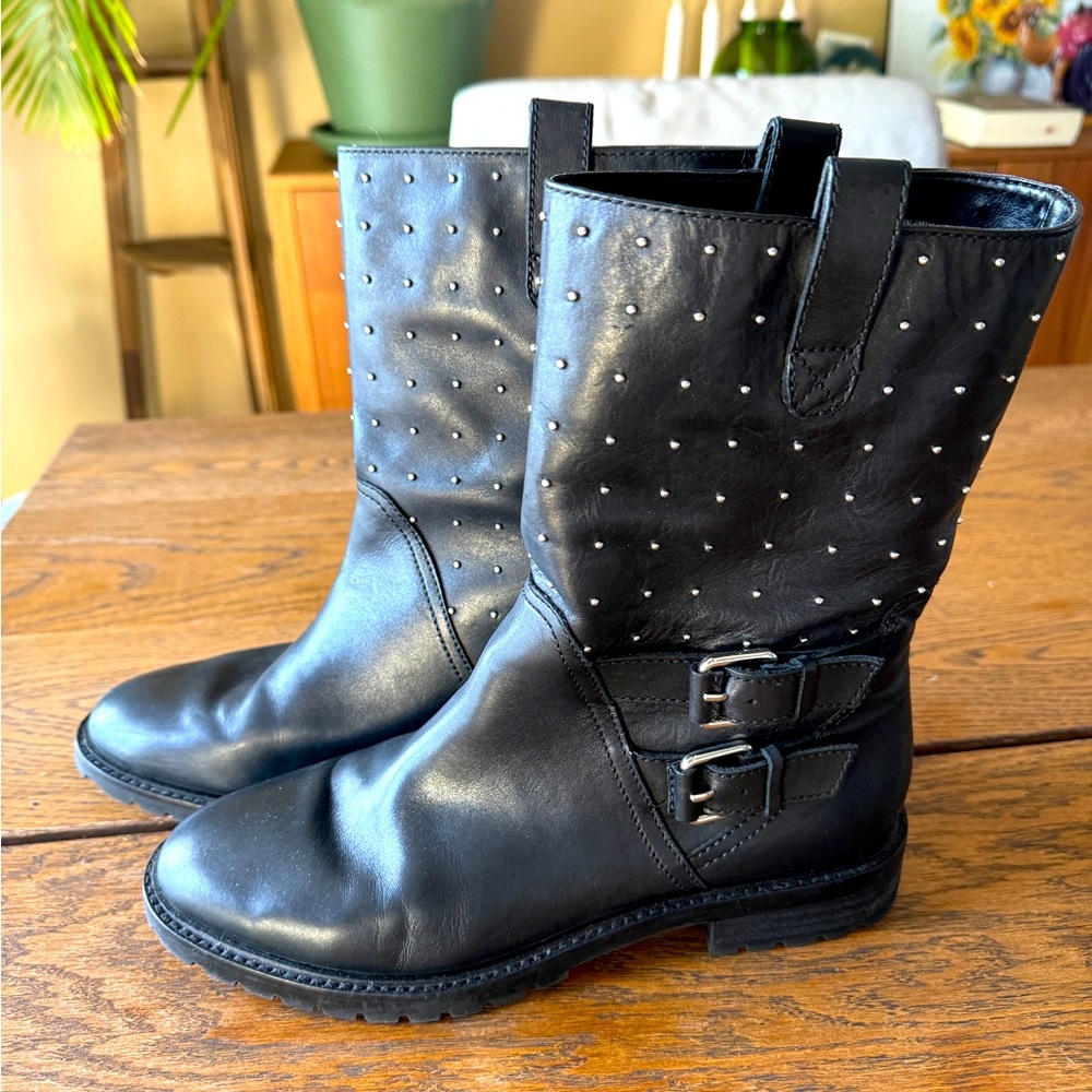 Banana Republic boots